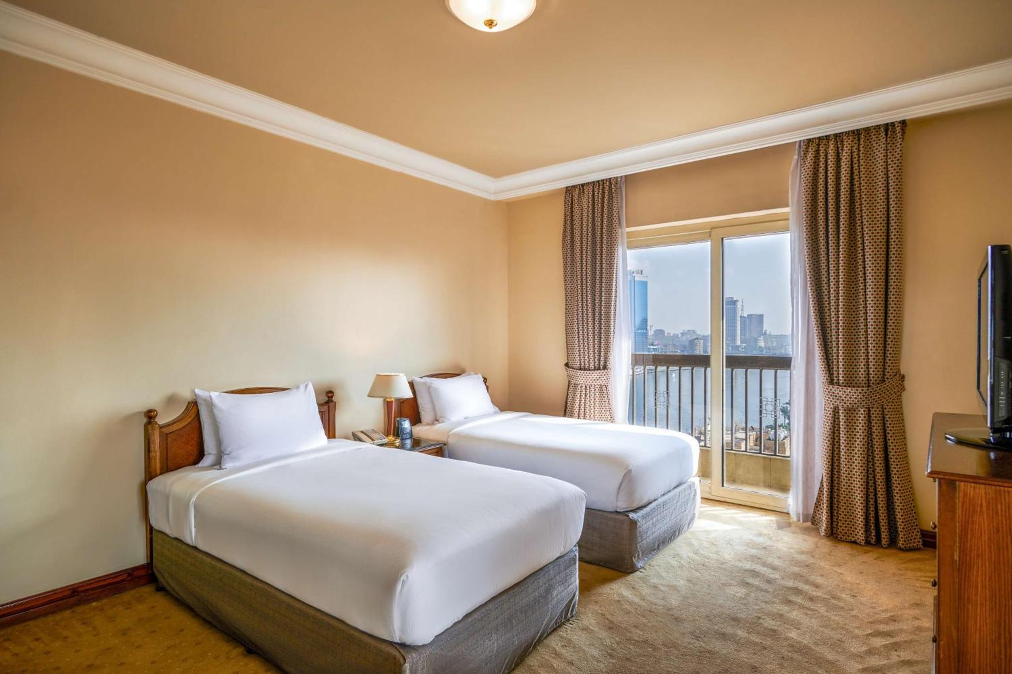 Hilton Cairo Zamalek Residences Giza Exterior photo