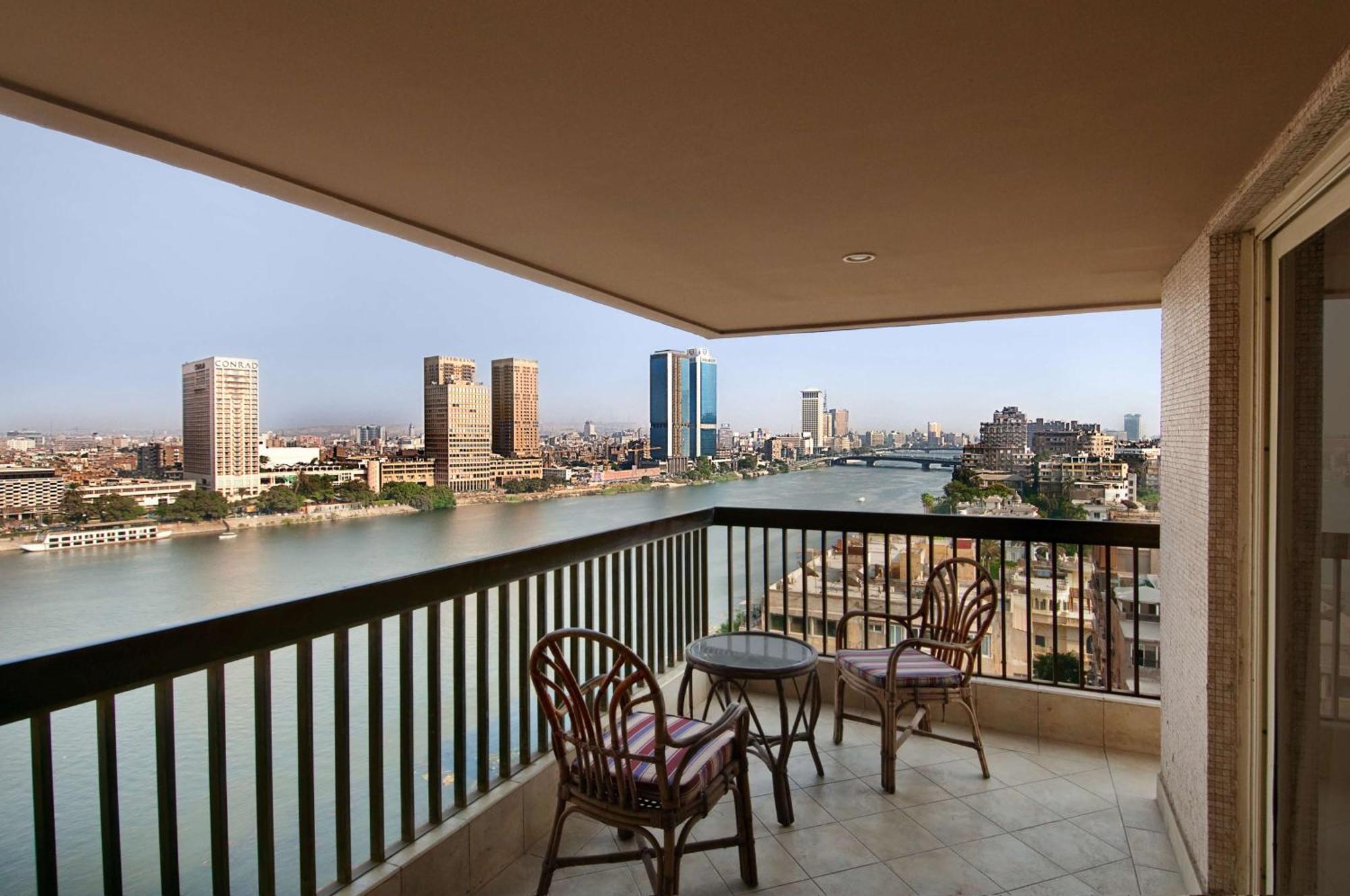Hilton Cairo Zamalek Residences Giza Exterior photo