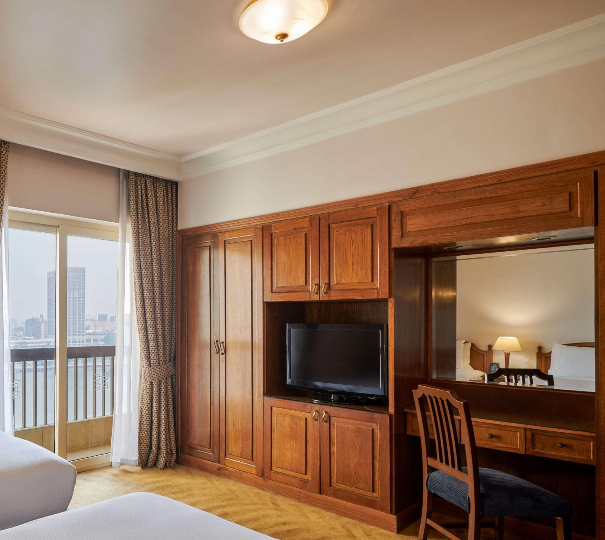 Hilton Cairo Zamalek Residences Giza Exterior photo