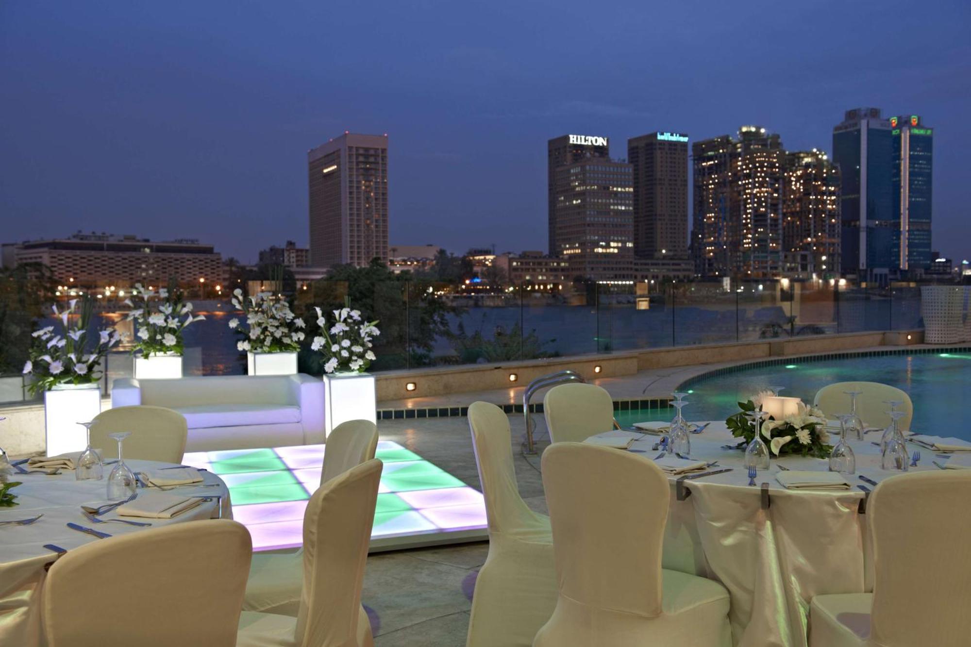 Hilton Cairo Zamalek Residences Giza Exterior photo